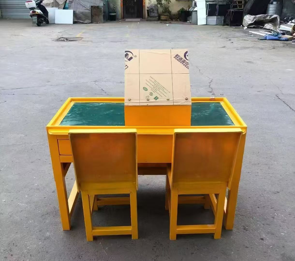 京口防静电导通桌井下煤矿火工品发放桌：危险品流转的安全守护者